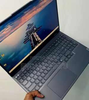 Photo - New Laptop Lenovo 24GB Intel Core I7 SSD 512GB