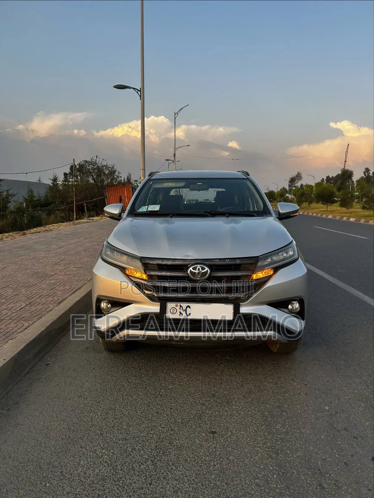 Toyota Rush 2021 Silver