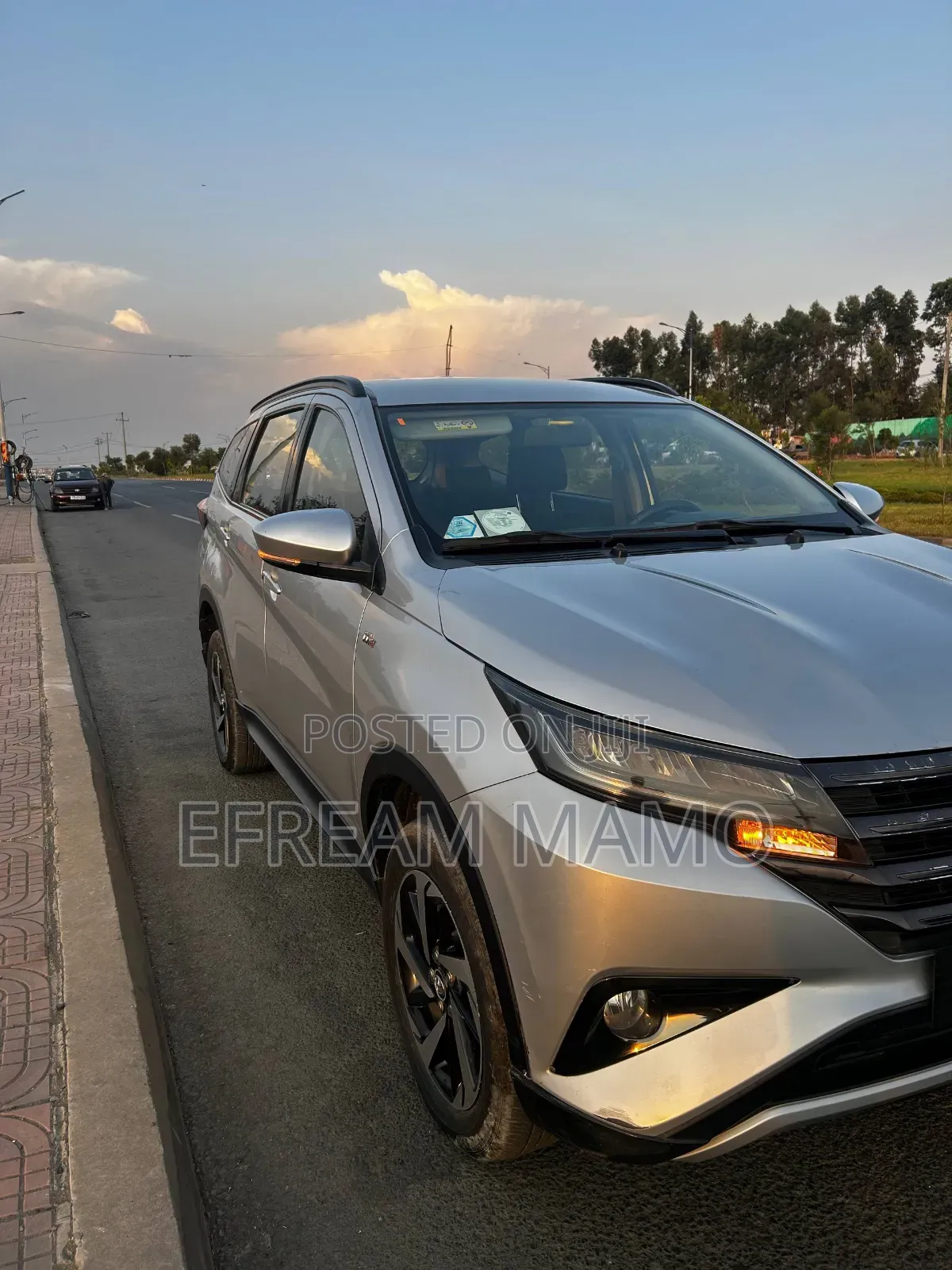 Toyota Rush 2021 Silver