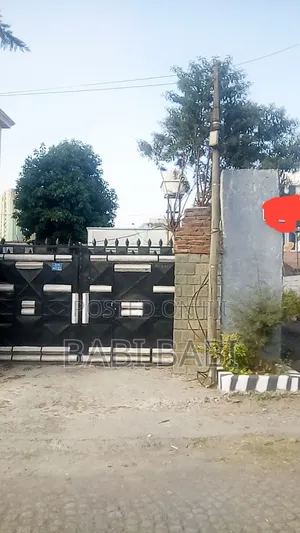 6bdrm House in Piyassa, Arada for sale