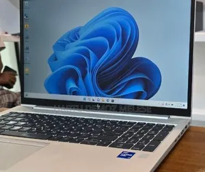 Photo - New Laptop Alienware M15 R3 16GB Intel Core I7 SSD 512GB