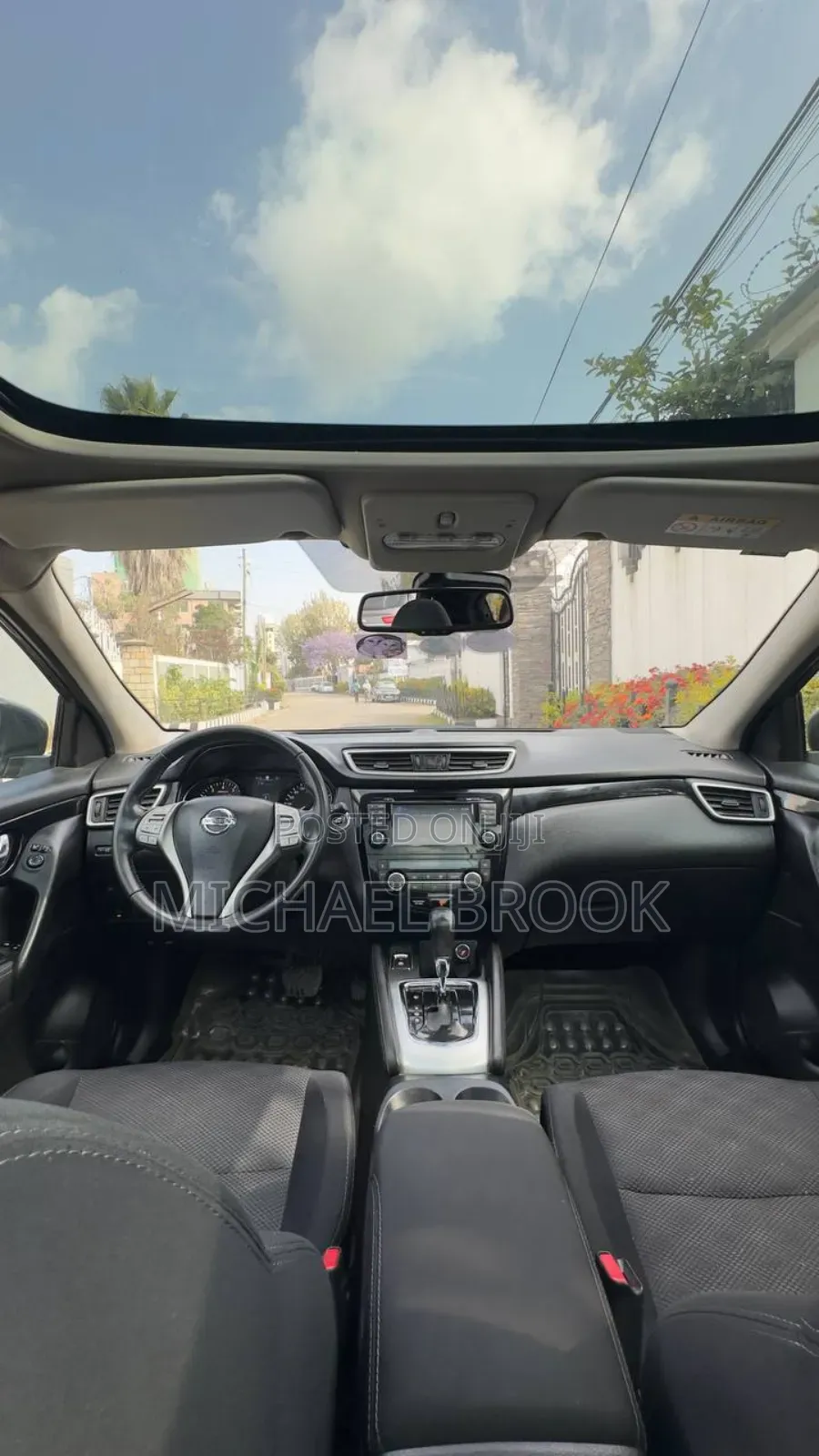 Nissan Qashqai 2017 Brown