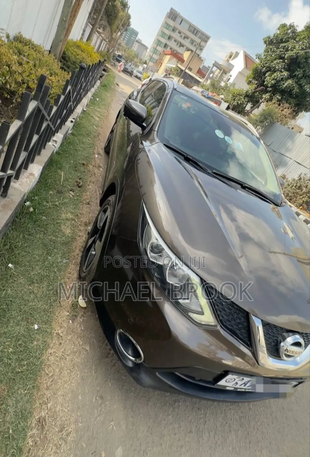 Nissan Qashqai 2017 Brown