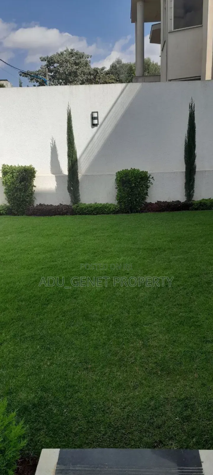 Furnished 6bdrm Duplex in Ayat, Bole for sale