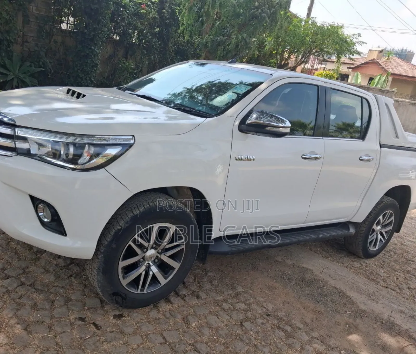 Toyota Hilux 2017 White