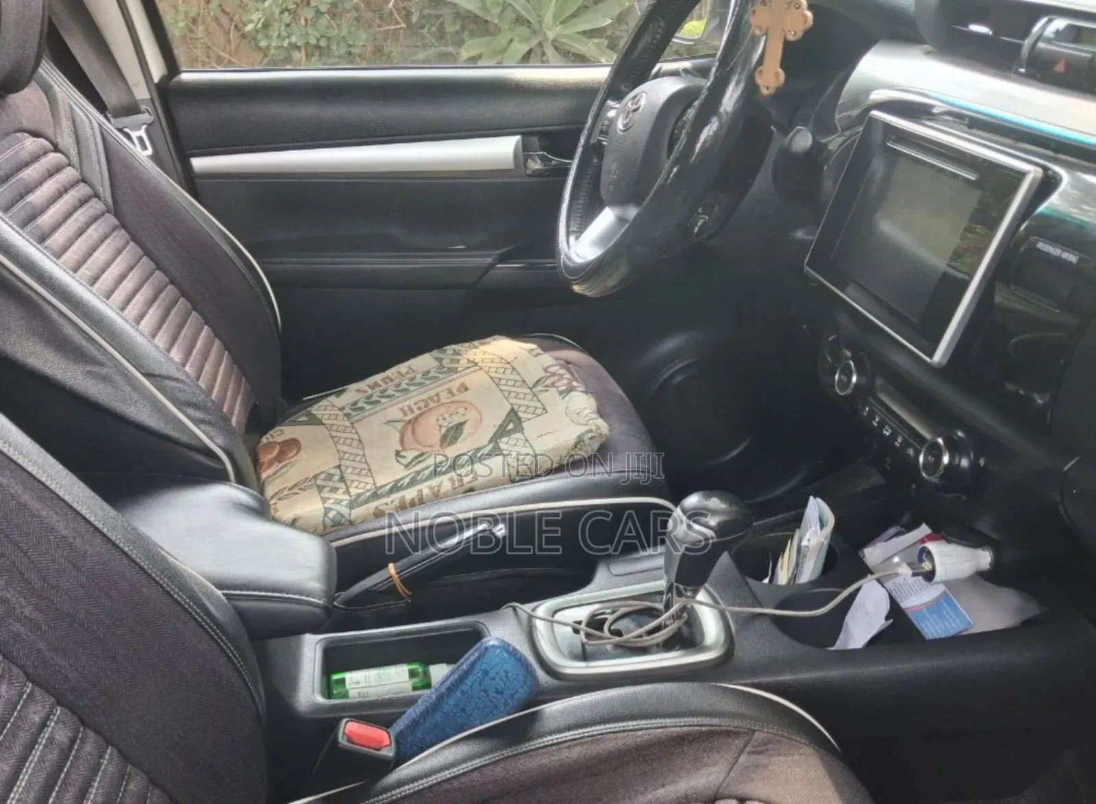 Toyota Hilux 2017 White