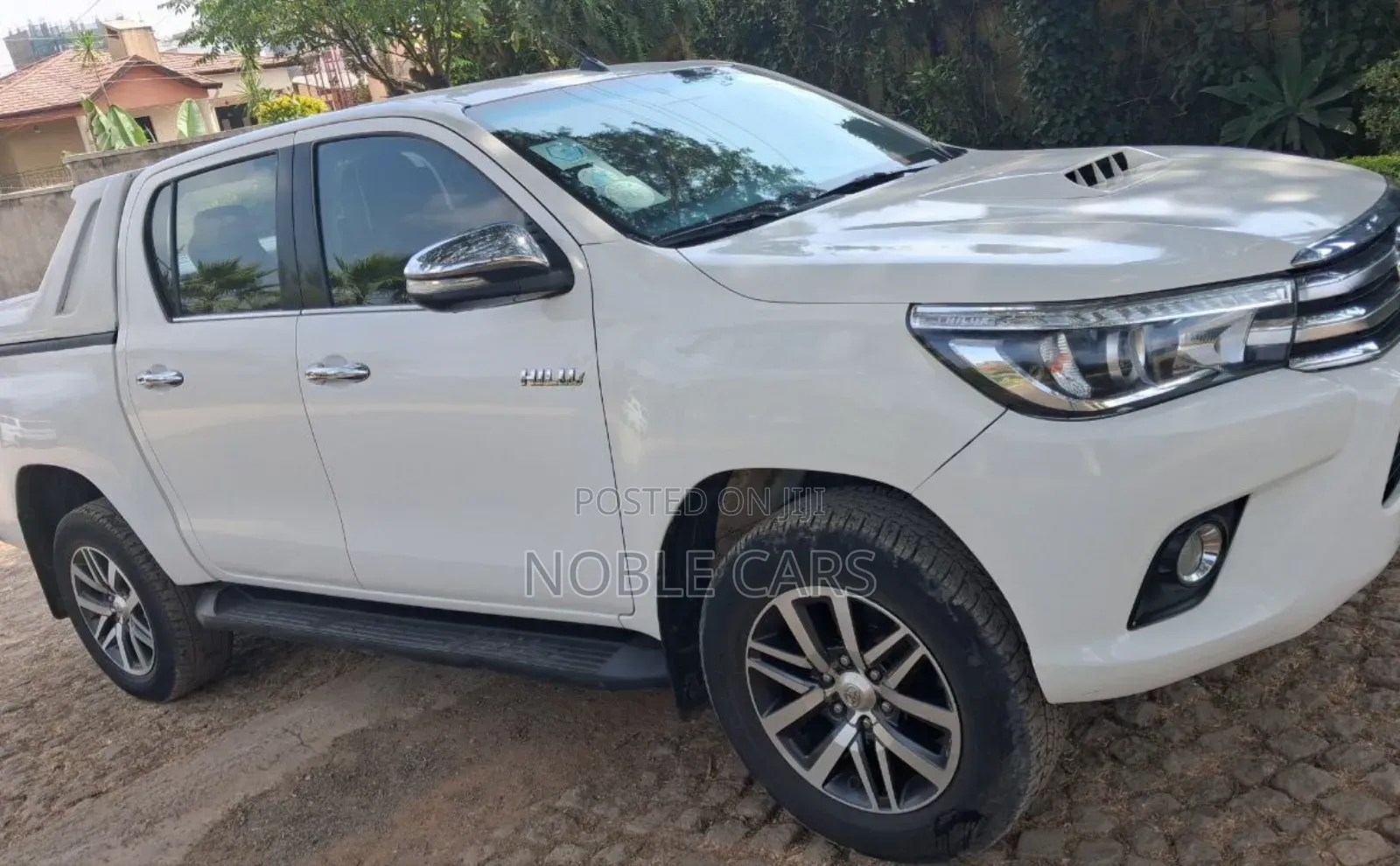 Toyota Hilux 2017 White