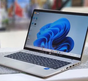 New Laptop HP ProBook 440 G8 8GB Intel Core I5 SSD 256GB