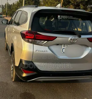 Toyota Rush 1.5 RWD 2021 Silver