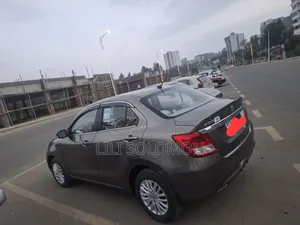 Suzuki Dzire 2023 Gray