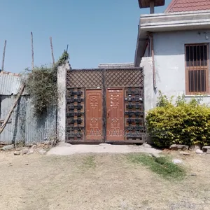 1bdrm Block of Flats in Adama for sale