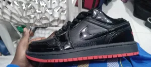 Photo - Air Jordan Low