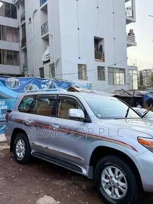 Toyota Land Cruiser 2013 Silver