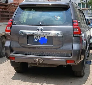 Toyota Land Cruiser Prado 2.8 2020 Gray