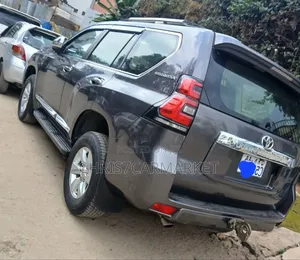 Toyota Land Cruiser Prado 2.8 2020 Gray