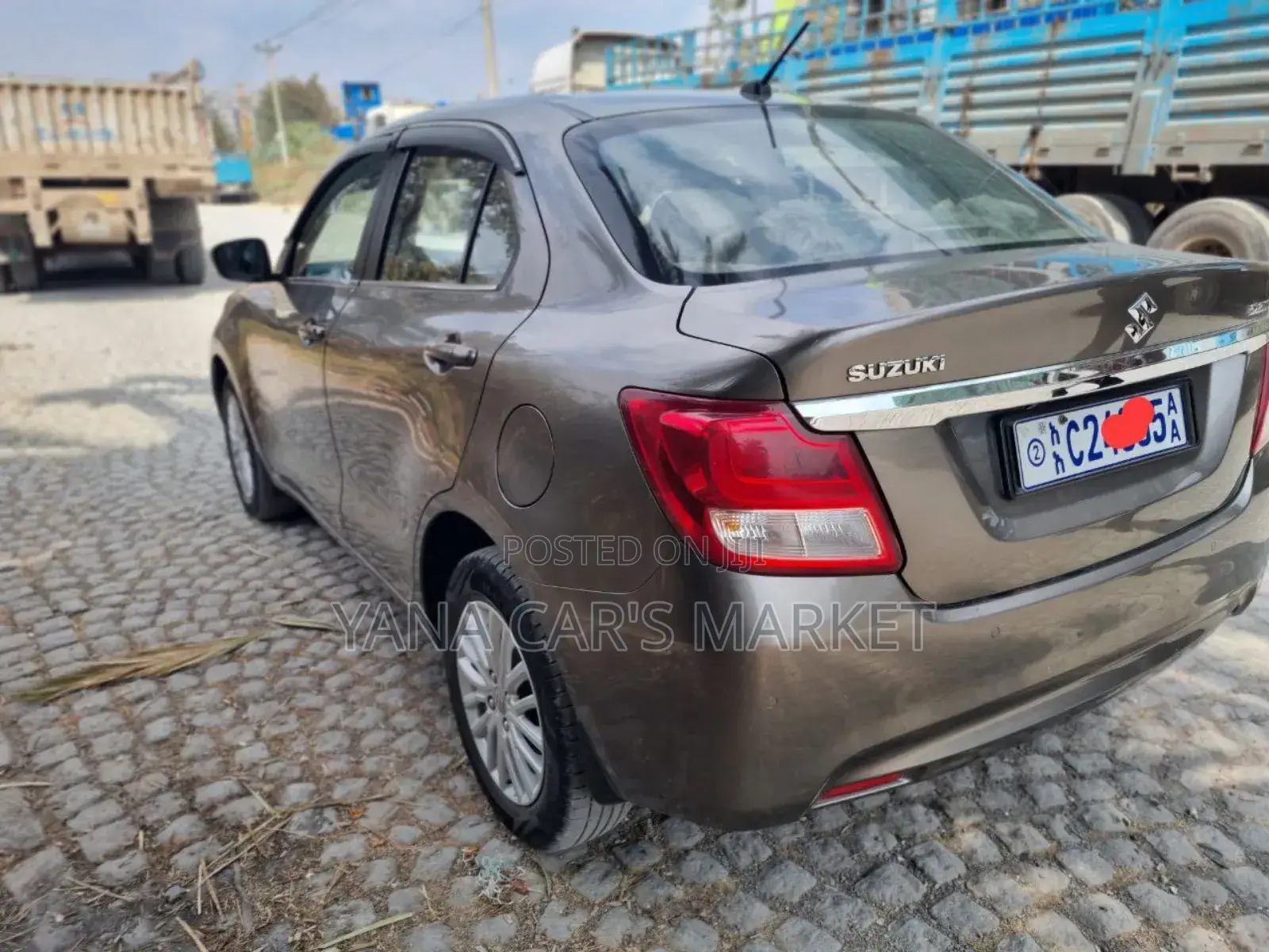 Suzuki Dzire 2022 Silver