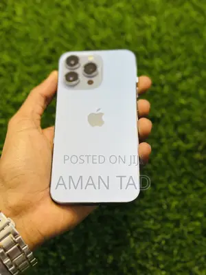 Photo - Apple iPhone 13 Pro 128 GB Blue