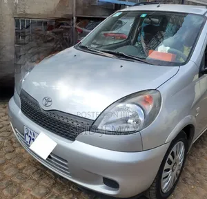 Toyota Yaris 2001 Silver