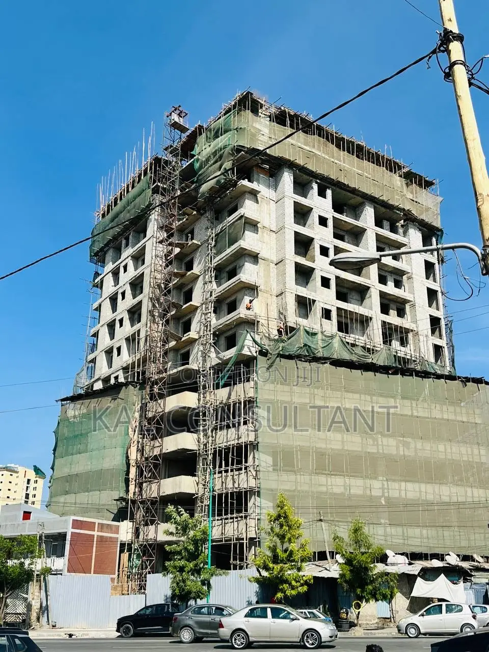 3bdrm Apartment in እልፍኝ, Kirkos for sale