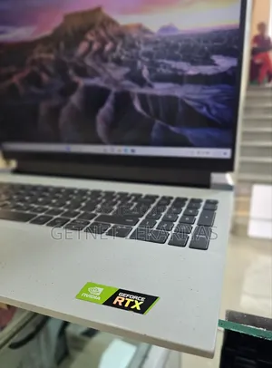 New Laptop Dell G15 5511 16GB Intel Core I7 SSD 512GB