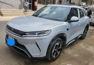 BYD Yuan Up 2025 Blue