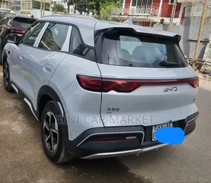 BYD Yuan Up 2025 Blue