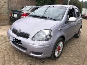 Toyota Vitz 2004 Silver