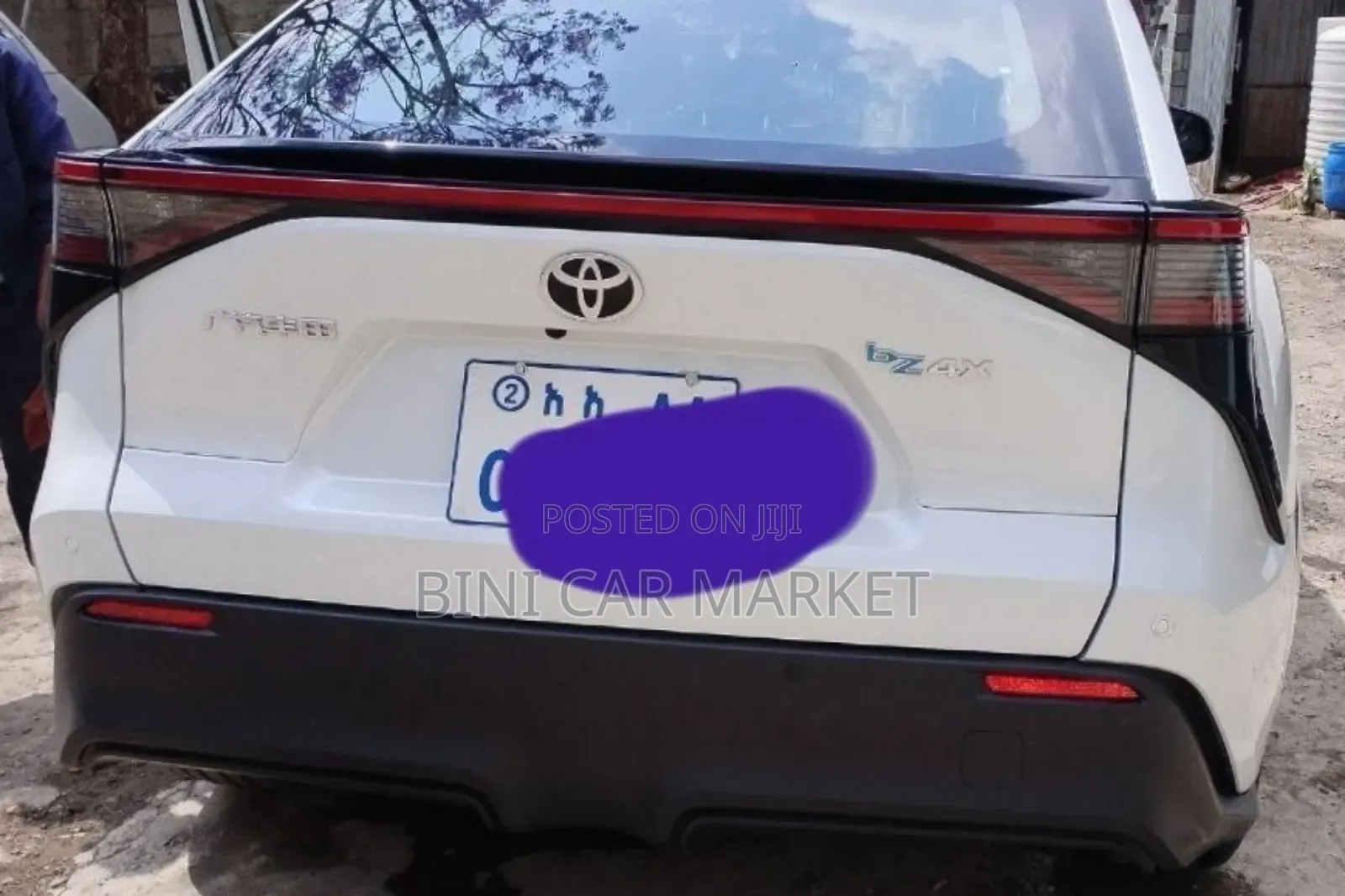 Toyota bZ4X 2024 White