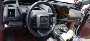 Toyota bZ4X 2024 White