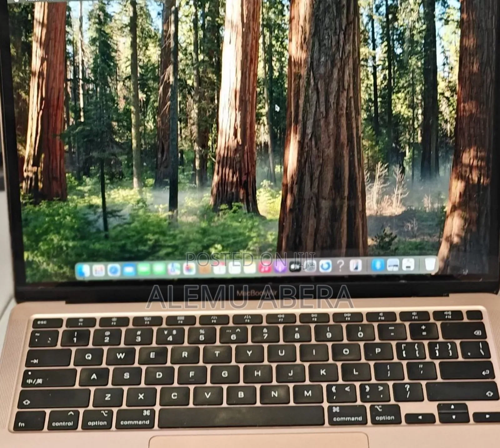 New Laptop Apple MacBook Air 2020 M1 8GB Intel Core i3 SSD 256GB