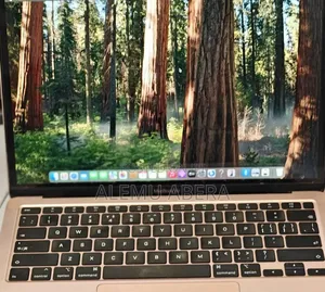 New Laptop Apple MacBook Air 2020 M1 8GB Intel Core i3 SSD 256GB