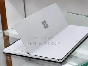 Photo - New Laptop Microsoft Surface 8GB Intel Core I7 SSD 256GB