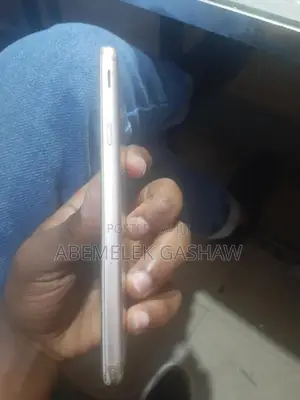 Samsung Galaxy J5 Pro 16 GB Silver