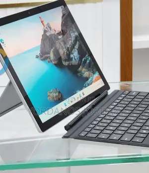 New Laptop Microsoft Surface 8GB Intel Core I7 SSD 256GB
