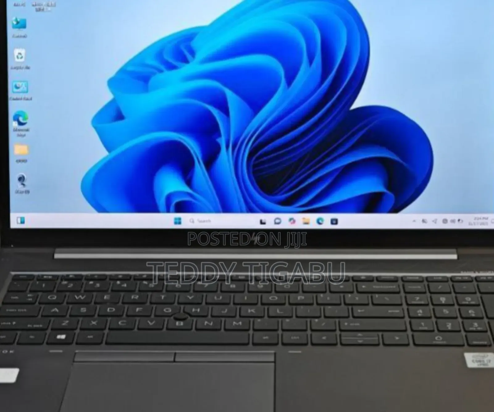 New Laptop HP ZBook Firefly 15 G7 32GB Intel Core I7 SSD 512GB