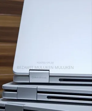 New Laptop HP OmniBook 5 Flip 16GB Intel Core I5 SSD 512GB