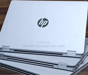 New Laptop HP OmniBook 5 Flip 16GB Intel Core I5 SSD 512GB