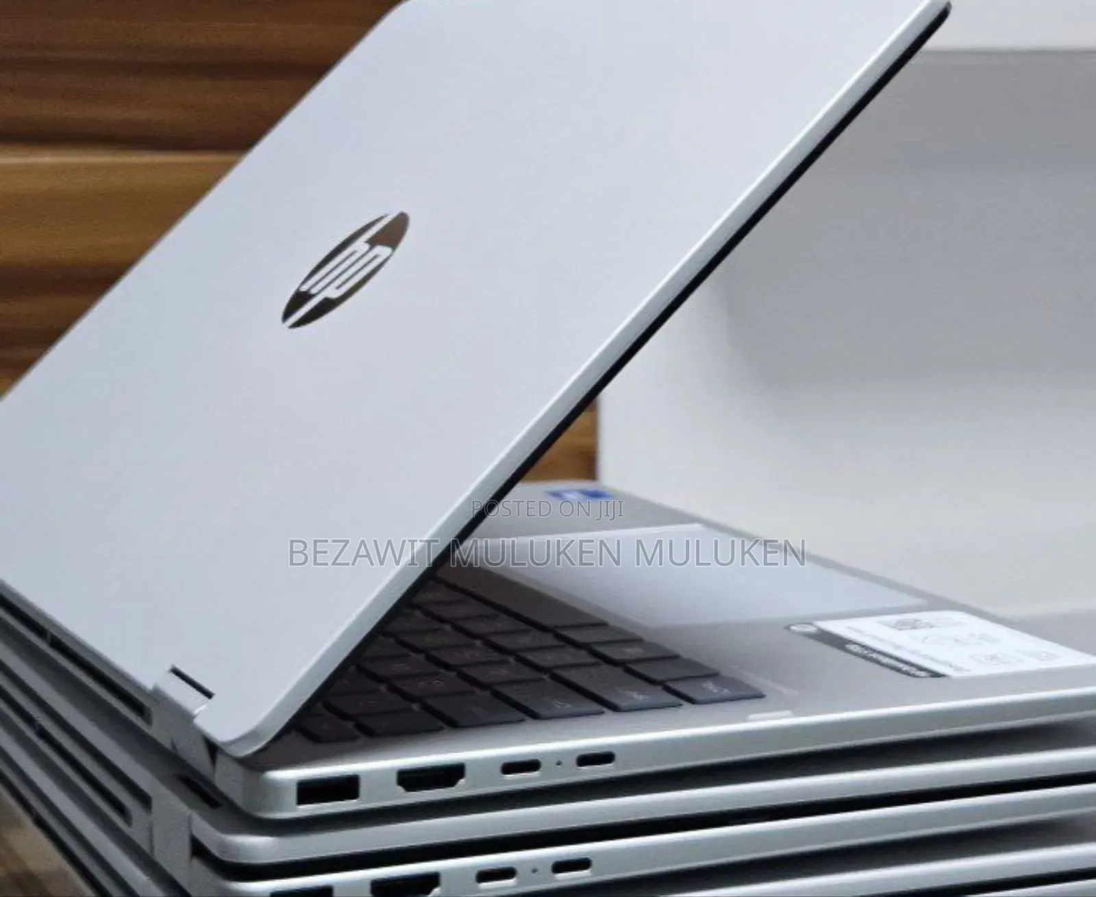 New Laptop HP OmniBook 5 Flip 16GB Intel Core I5 SSD 512GB