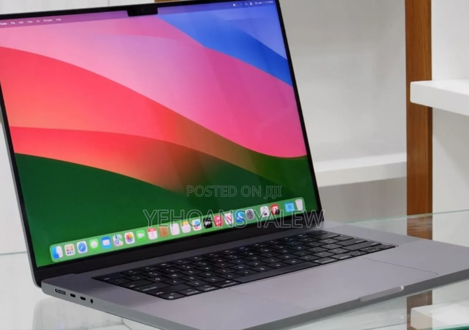 New Laptop Apple MacBook Pro M1 32GB Apple M1 Pro SSD 512GB