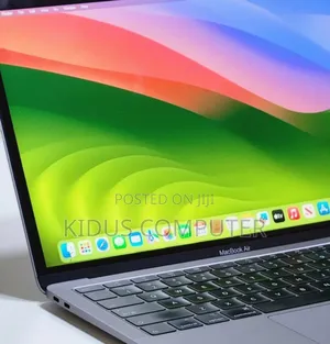 New Laptop Apple MacBook Pro 2019 32GB Intel Core I7 SSD 512GB