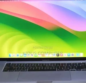 New Laptop Apple MacBook Pro 2019 32GB Intel Core I7 SSD 512GB