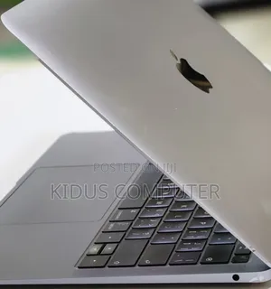 New Laptop Apple MacBook Pro 2019 32GB Intel Core I7 SSD 512GB