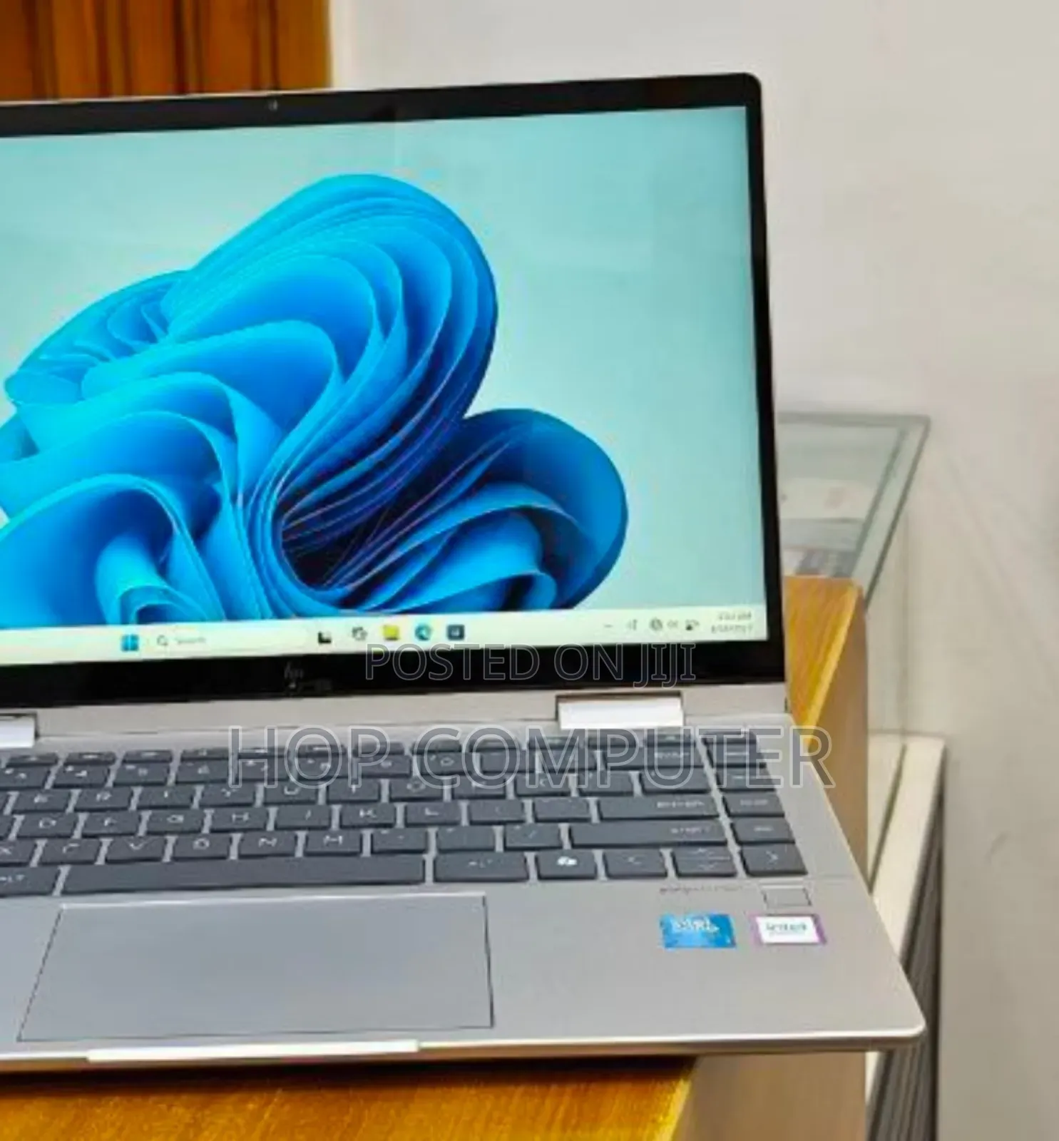 New Laptop HP Envy X360 16GB Intel Core I7 SSD 1T