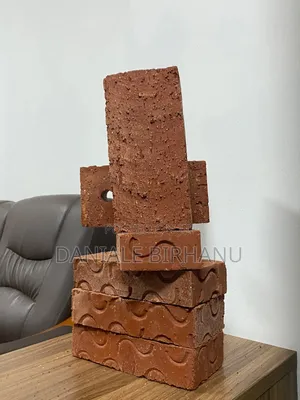 ሸክላ ጡብ Brick