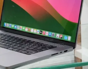 New Laptop Apple MacBook Pro M1 32GB Apple M1 Max SSD 512GB