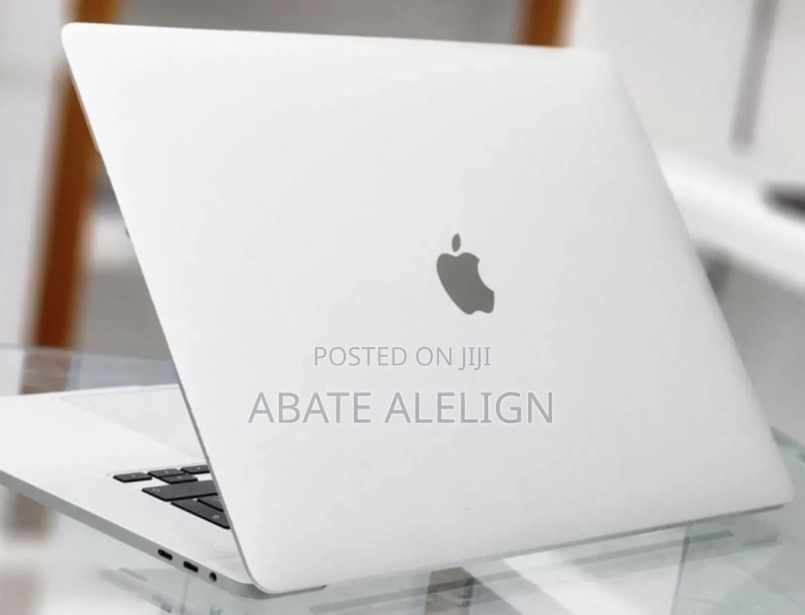 New Laptop Apple MacBook Pro 2017 16GB Intel Core I7 SSD 512GB