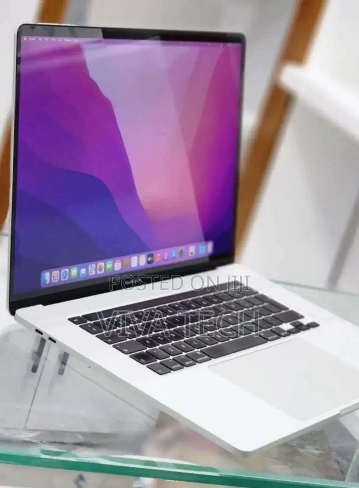 New Laptop Apple MacBook Pro 2017 16GB Intel Core I7 SSD 512GB