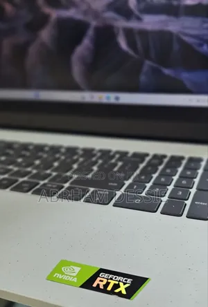 New Laptop Dell 16GB Intel Core I7 SSD 512GB