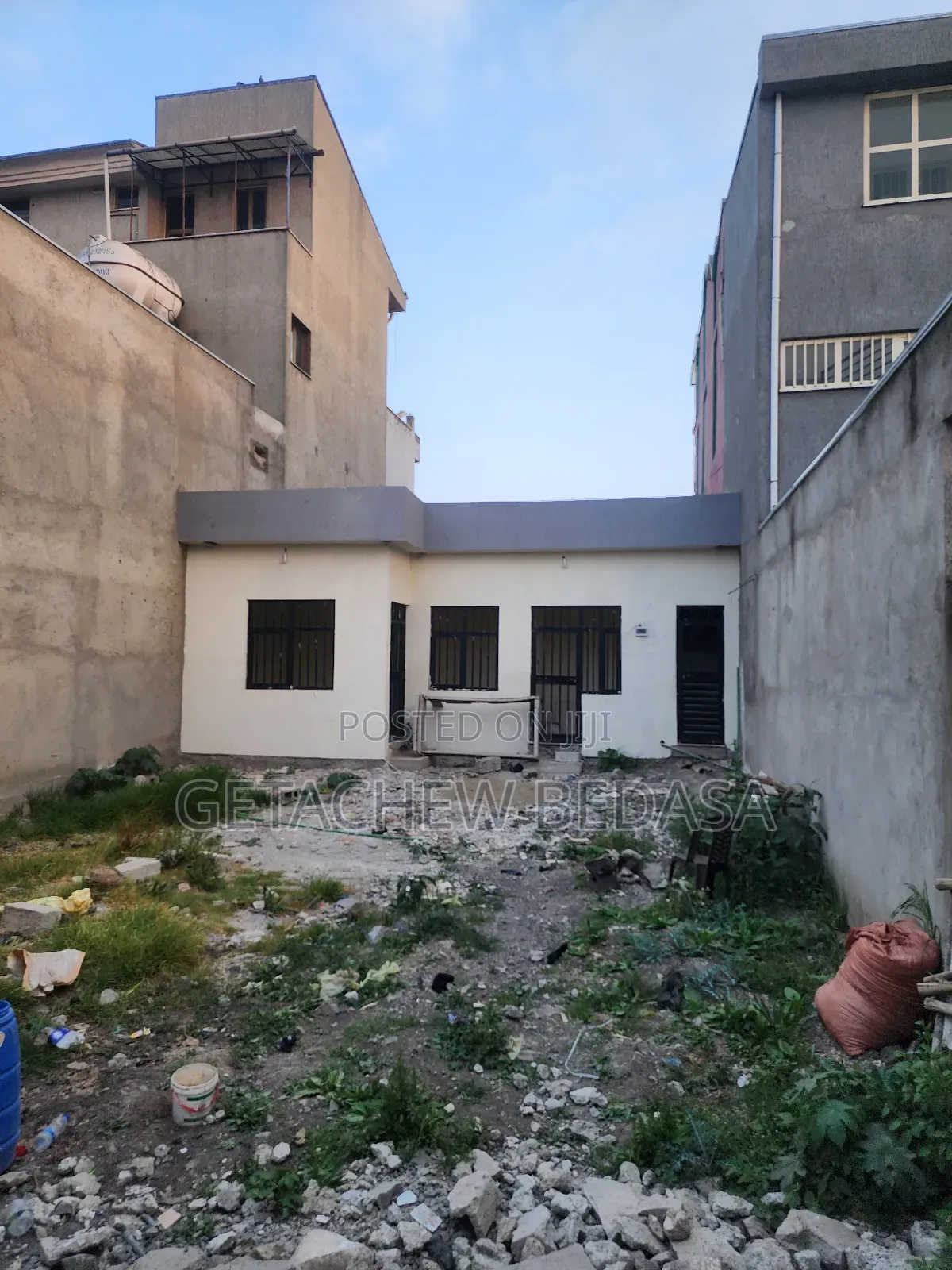 Furnished 2bdrm House in Oromia-Finfinne for sale