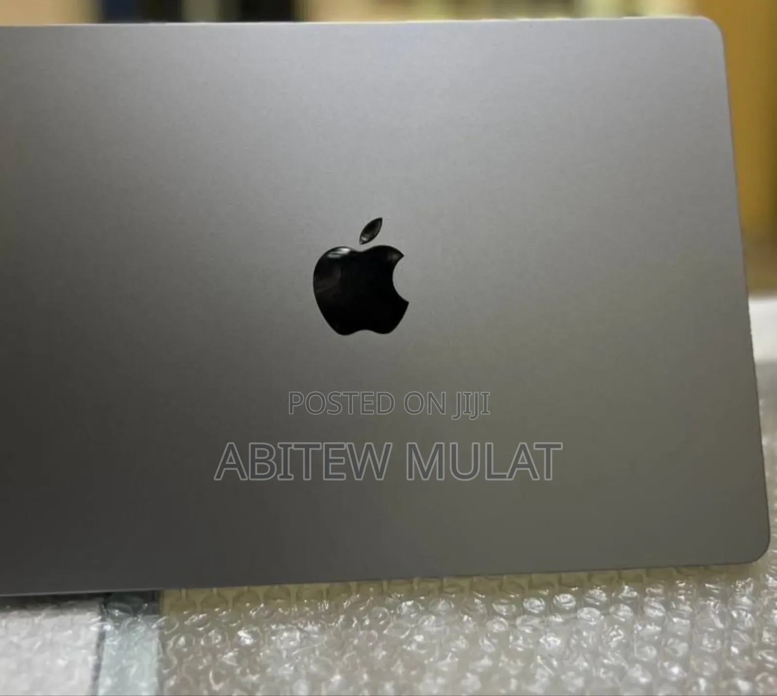 New Laptop Apple MacBook Air 2022 M2 8GB Apple M2 SSD 256GB